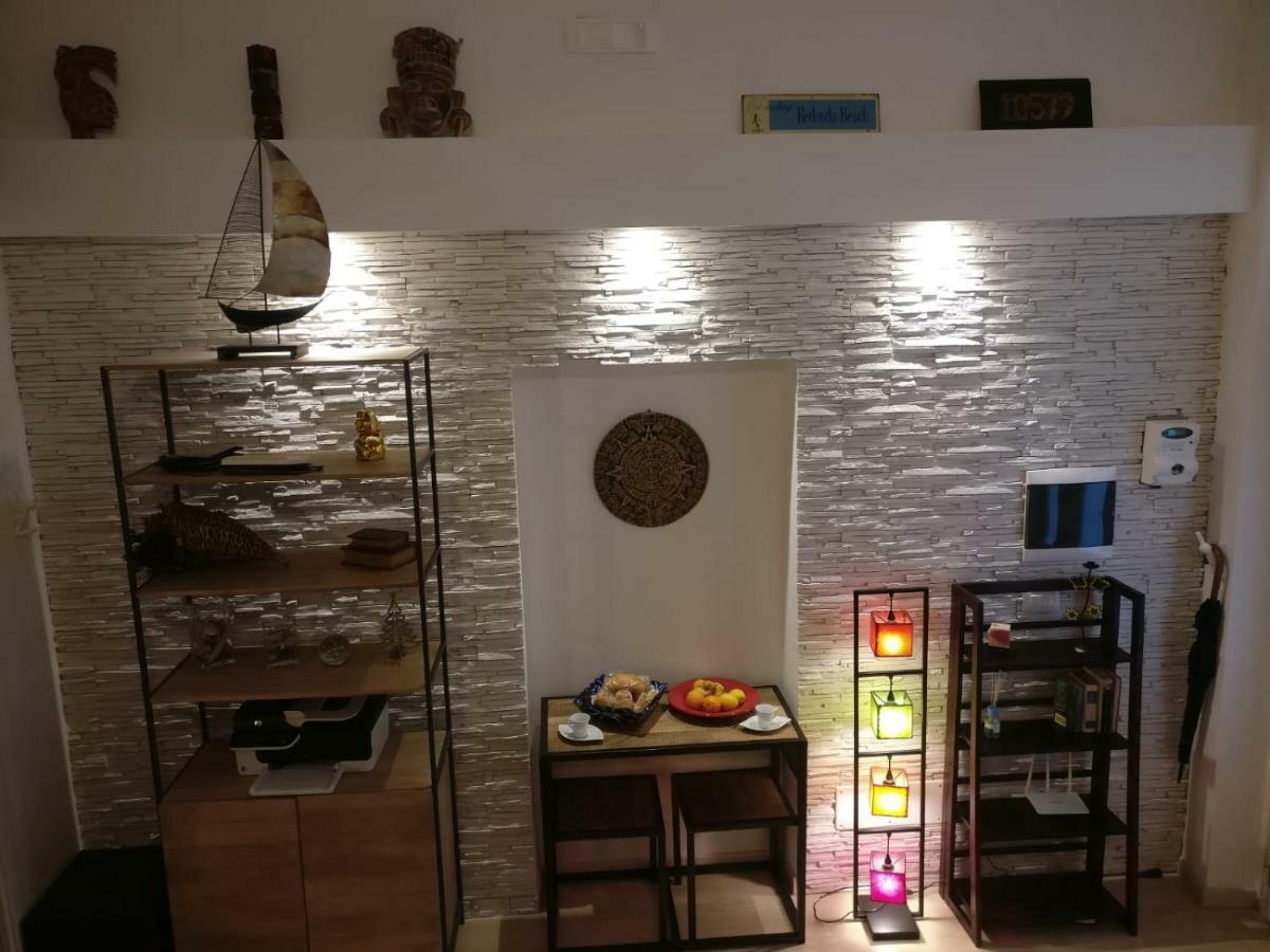 4 Via Valona - Executive Luxury Apartment Бари Екстериор снимка